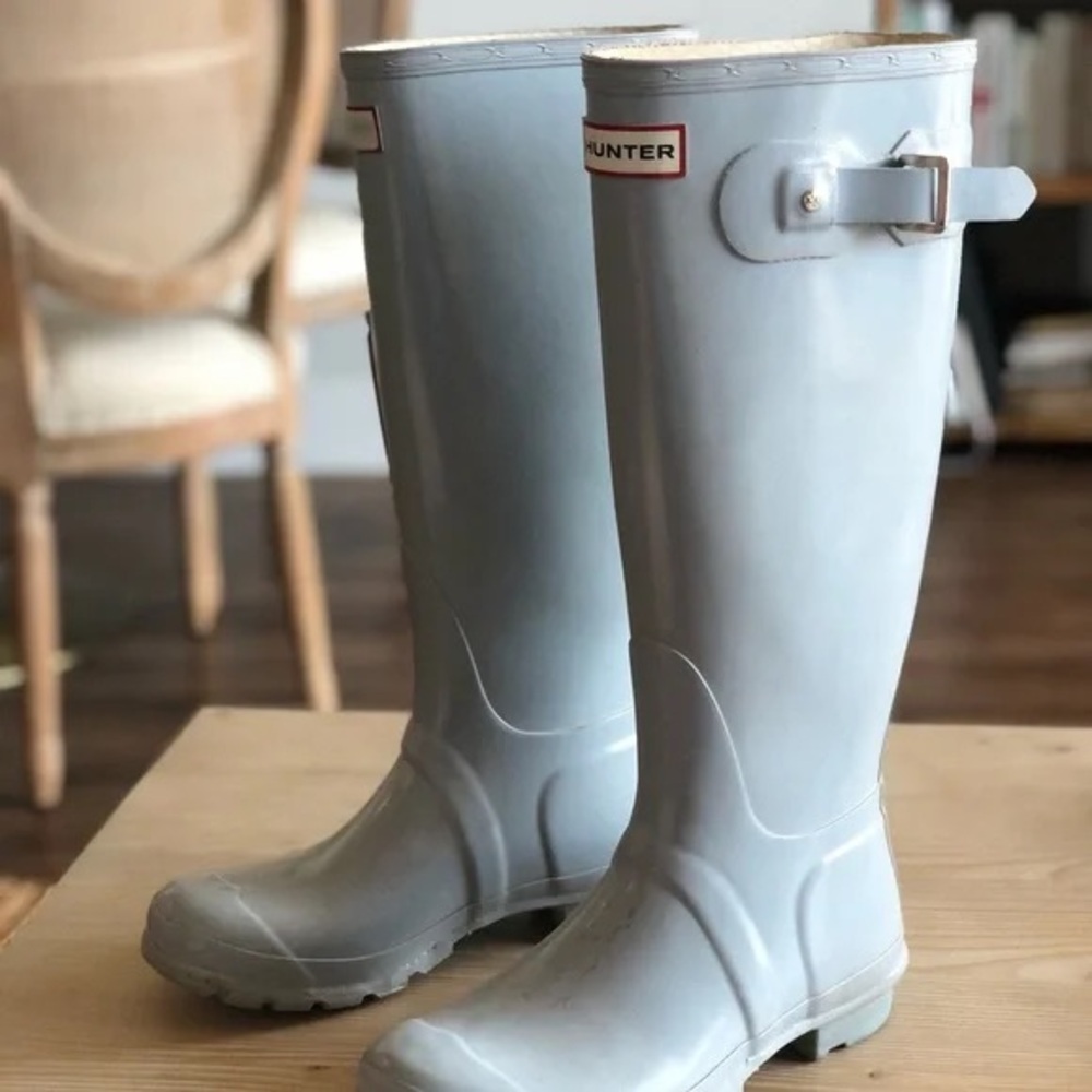 Hunter Baby Blue Boots like-new barely worn 7